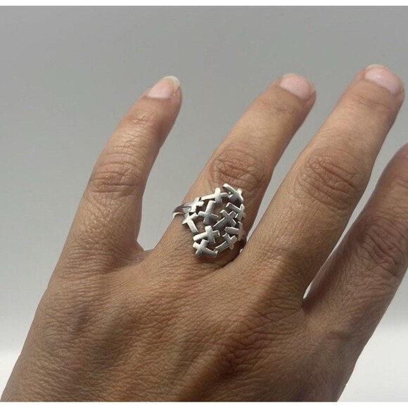 925 Sterling Silver Connecting Multi Crosses Ring Stamped 925 NF TH Sz 8 - Picture 2 of 6
